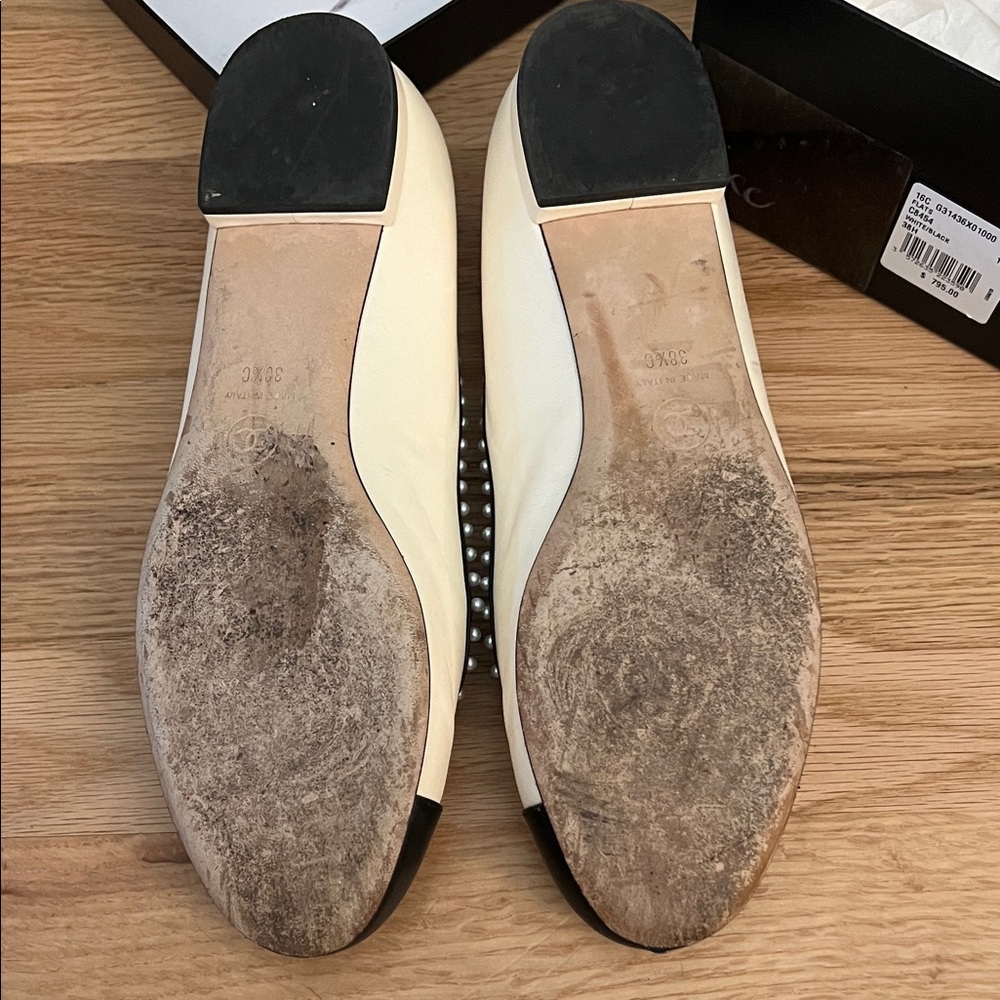 CHANEL Pearl Black Cream Lambskin CC Ballet Cap toe Flats 2016 - Picture 5 of 16